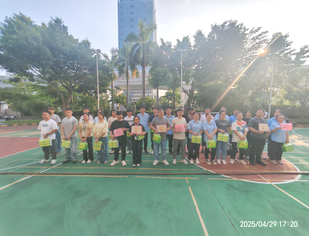 凝心聚力 “拔” 頭籌，勠力同心 “繩” 彩飛揚